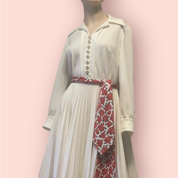 Vintage 60’s Mod A-Line Tannel Pleated Dress Tapastry Belt Sash Pearl Buttons Sm - Picture 16 of 16